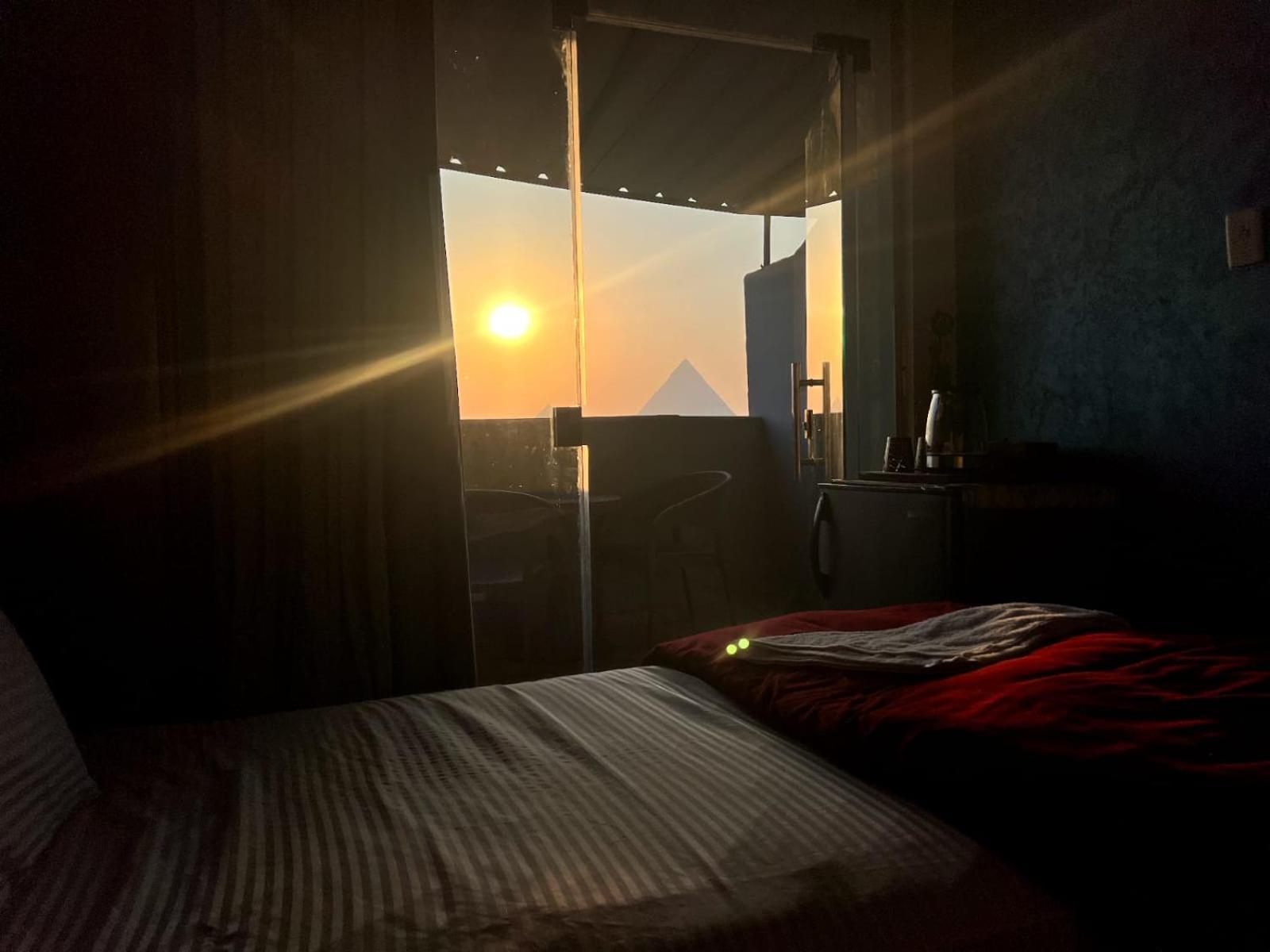 Orion Pyramids View Hotel Kafret el-Gabal Екстериор снимка
