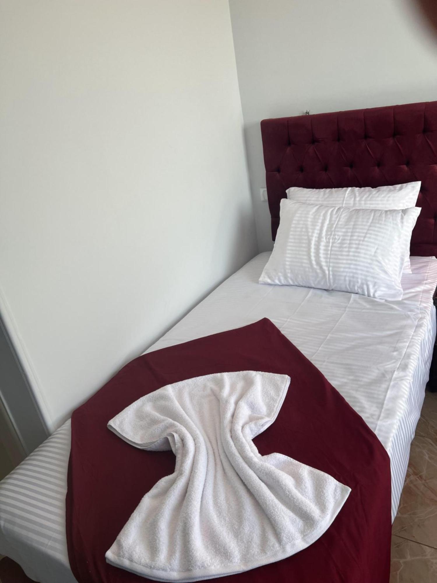 Orion Pyramids View Hotel Kafret el-Gabal Екстериор снимка