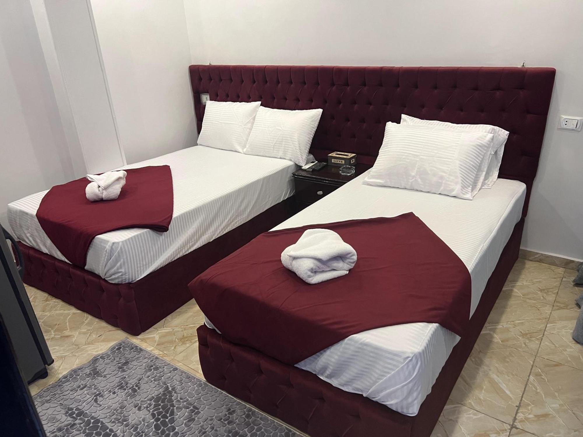 Orion Pyramids View Hotel Kafret el-Gabal Екстериор снимка